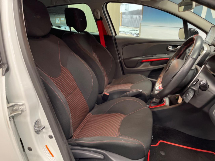 2017 Renault Lutecia ABA-RM5M1 (UW-69f95ed796977)[22]