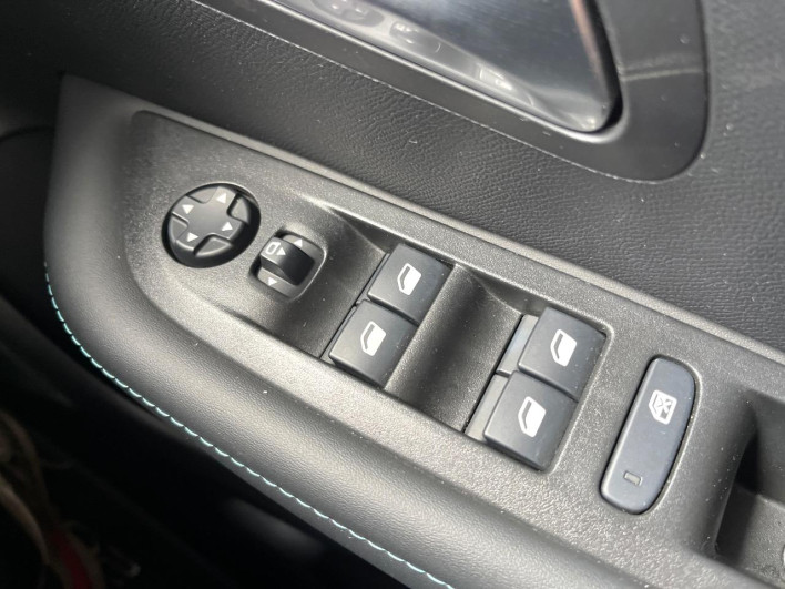 2020 Peugeot 208 3BA-P21HN05 (UW-69f95eda79e64)[4]