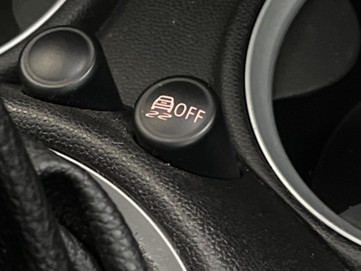 2013 Rover Mini DBA-ZG16 (UW-69f95ede69bf9)[11]