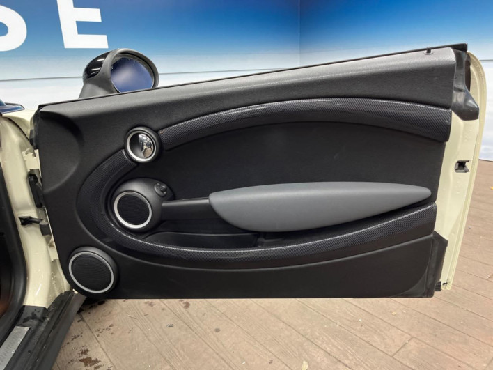 2013 Rover Mini DBA-ZG16 (UW-69f95ede69bf9)[20]
