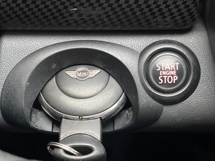 2013 Rover Mini DBA-ZG16 (UW-69f95ede69bf9)[17]