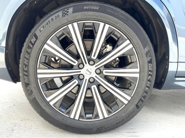 2025 Volvo XC90 5AA-LB420TXCM2 (UW-69f95edfefefe)[6]