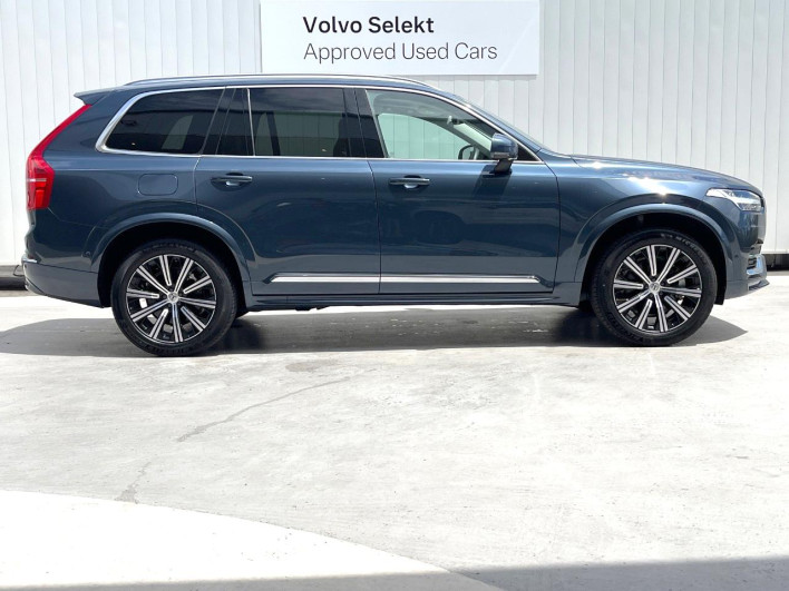 2025 Volvo XC90 5AA-LB420TXCM2 (UW-69f95edfefefe)[12]