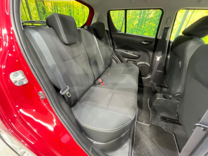 2013 Suzuki Swift DBA-ZC72S (UW-69f95ee37876d)[24]