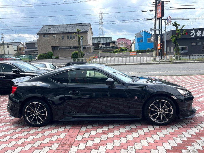 2017 Toyota 86 DBA-ZN6 (UW-69f95ee4ad346)[6]