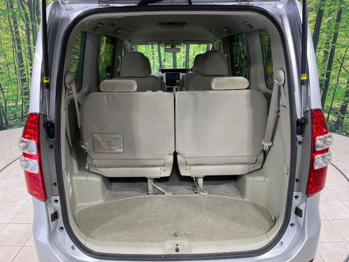 2013 Toyota Noah DBA-ZRR75G (UW-69f95ee5e406d)[9]
