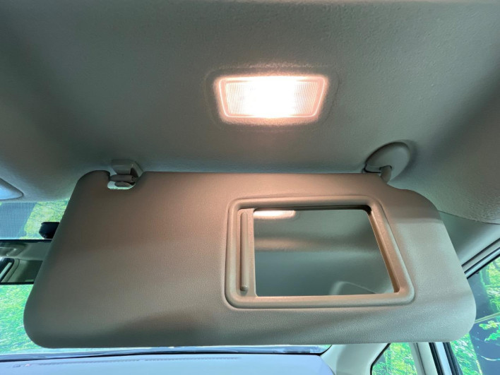 2013 Toyota Noah DBA-ZRR75G (UW-69f95ee5e406d)[23]