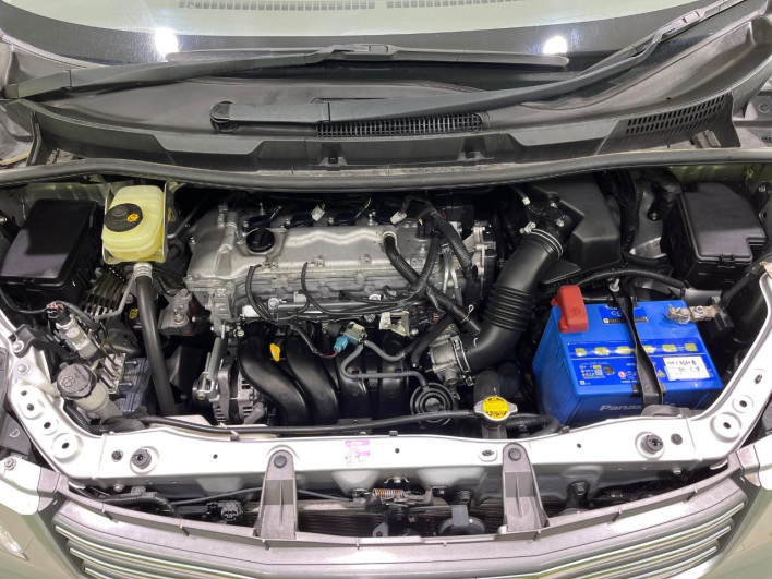 2013 Toyota Noah DBA-ZRR75G (UW-69f95ee5e406d)[4]