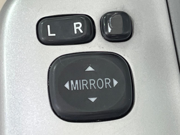 2013 Toyota Noah DBA-ZRR75G (UW-69f95ee5e406d)[10]