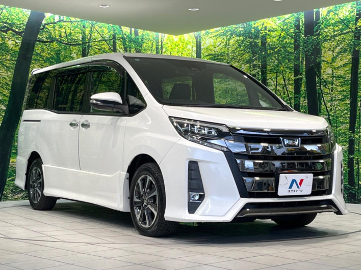 2018 Toyota Noah DBA-ZRR80W (UW-69f95ee92f17b)[12]