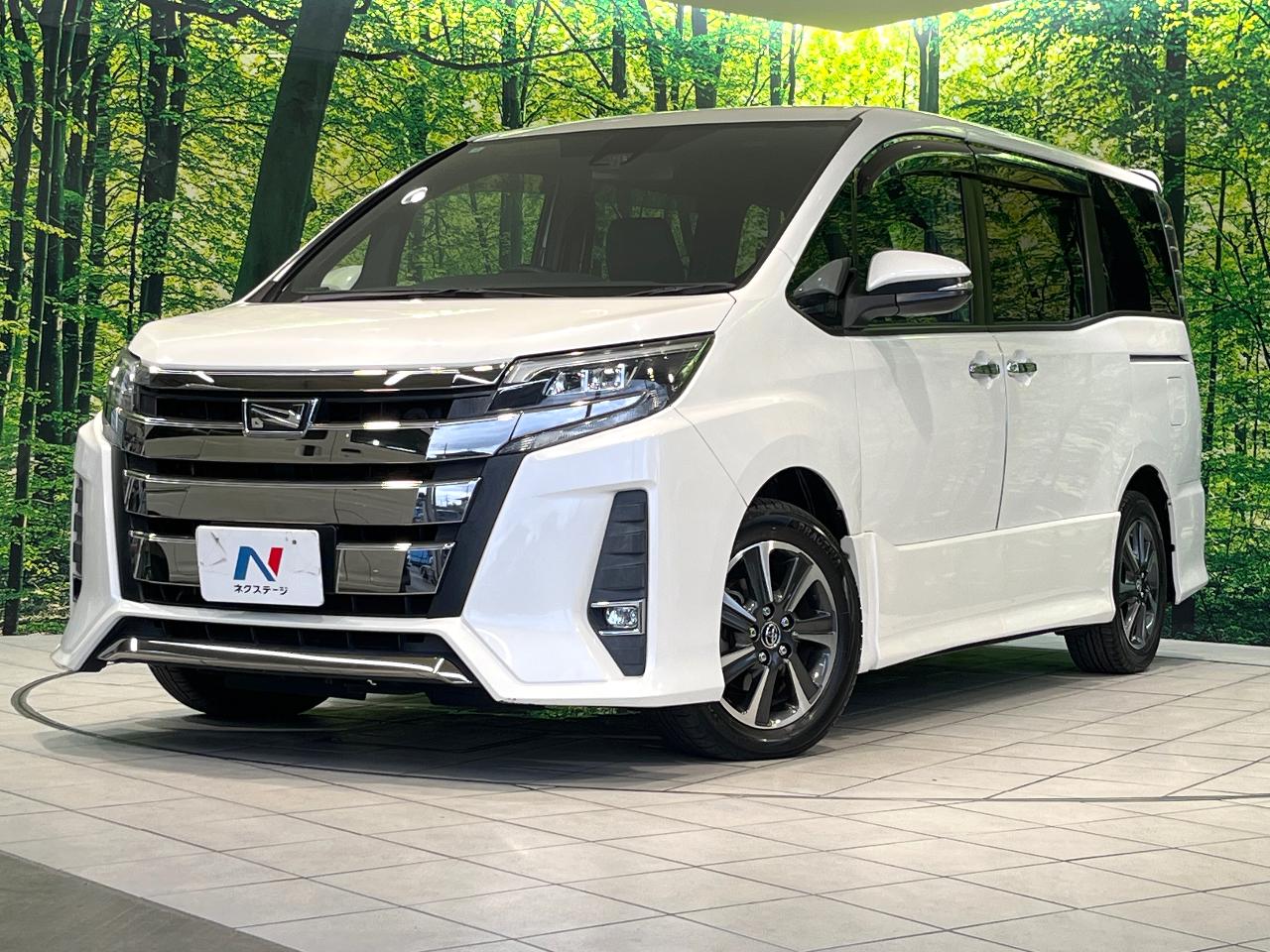 2018 Toyota Noah DBA-ZRR80W