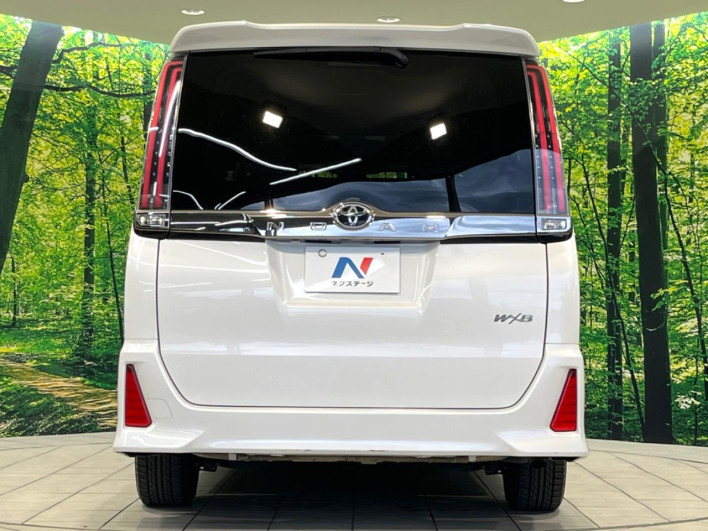 2018 Toyota Noah DBA-ZRR80W (UW-69f95ee92f17b)[9]
