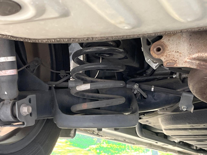 2018 Toyota Noah DBA-ZRR80W (UW-69f95ee92f17b)[17]