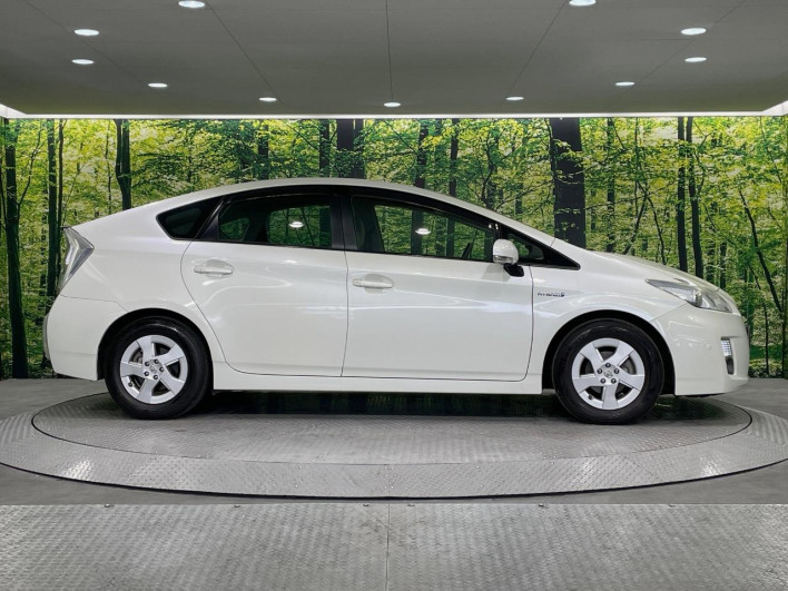 2010 Toyota Prius DAA-ZVW30 (UW-69f95ef163dff)[15]