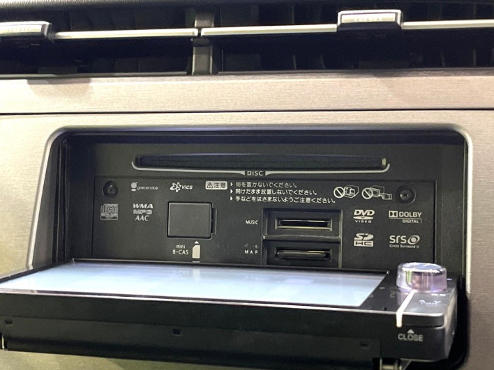 2013 Toyota Prius DAA-ZVW30 (UW-69f95ef271a4e)[14]