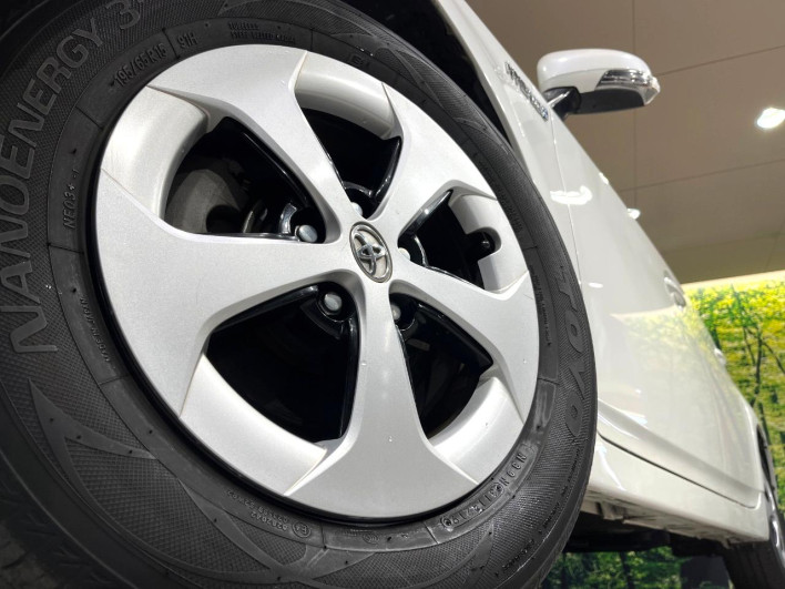 2013 Toyota Prius DAA-ZVW30 (UW-69f95ef271a4e)[23]