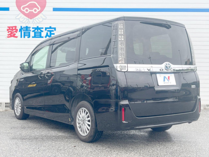 2015 Toyota Voxy DAA-ZWR80G (UW-69f95ef820385)[6]
