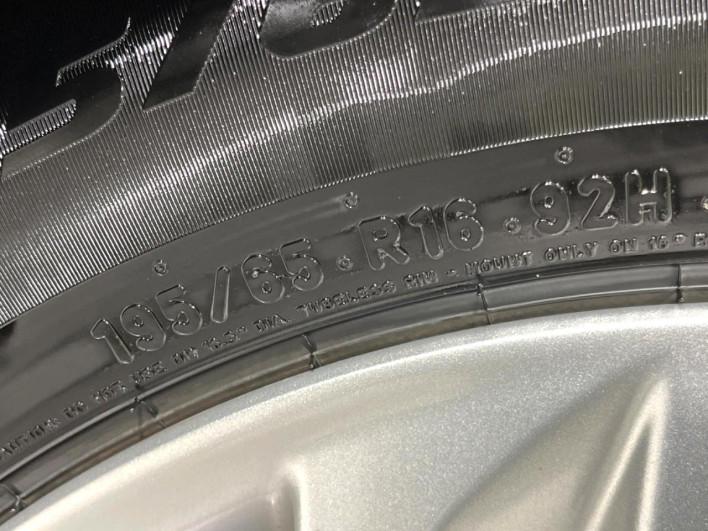 2020 Daihatsu Rocky 5BA-A210S (UW-69faaf1ac3a88)[16]