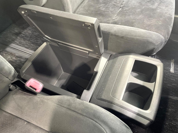 2009 Toyota Vellfire DBA-ANH20W (UW-69faaf27692f2)[16]
