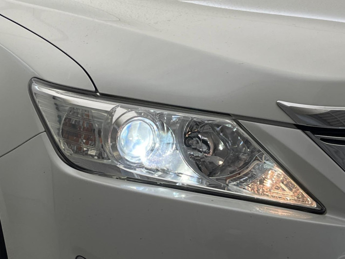 2013 Toyota Camry DAA-AVV50 (UW-69faaf2a5e058)[12]