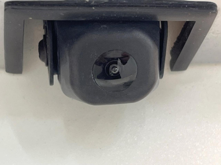 2013 Toyota Camry DAA-AVV50 (UW-69faaf2a5e058)[25]