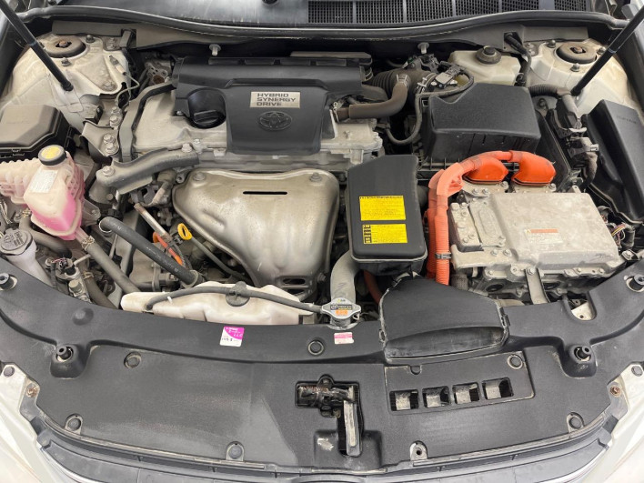 2013 Toyota Camry DAA-AVV50 (UW-69faaf2a5e058)[4]