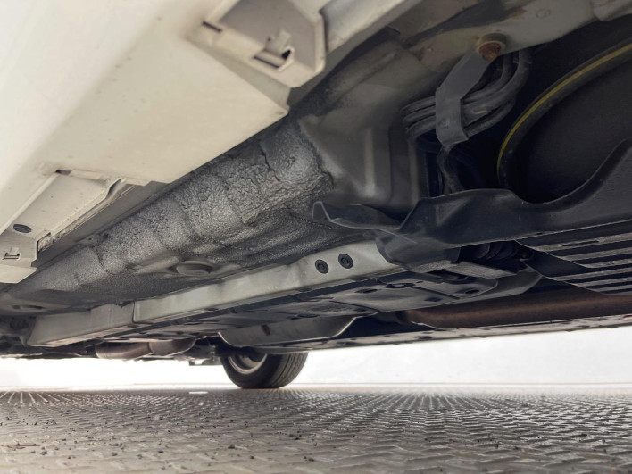 2013 Toyota Camry DAA-AVV50 (UW-69faaf2a5e058)[27]