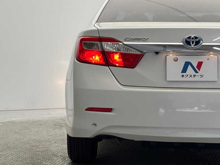 2013 Toyota Camry DAA-AVV50 (UW-69faaf2a5e058)[17]
