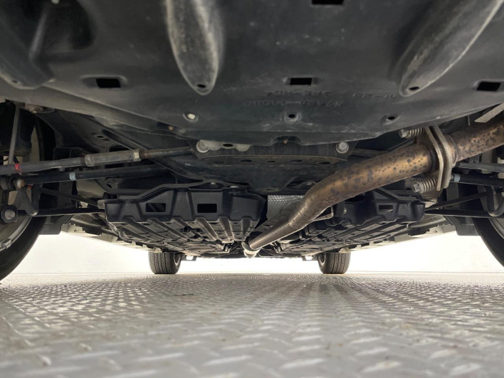2013 Toyota Camry DAA-AVV50 (UW-69faaf2a5e058)[23]