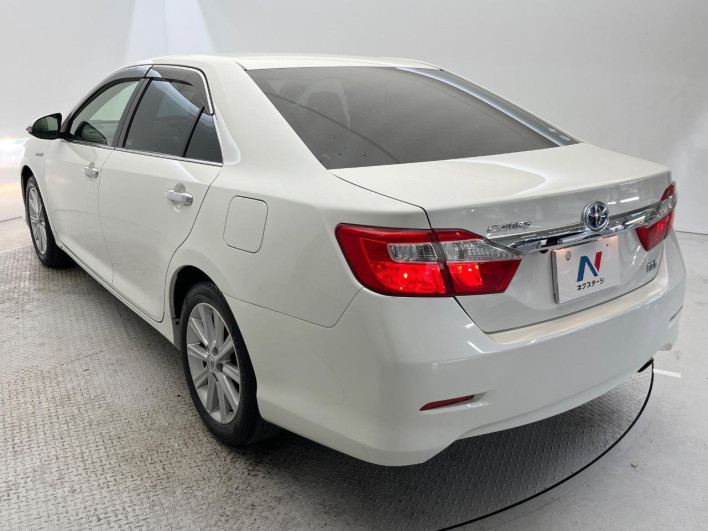 2013 Toyota Camry DAA-AVV50 (UW-69faaf2a5e058)[26]