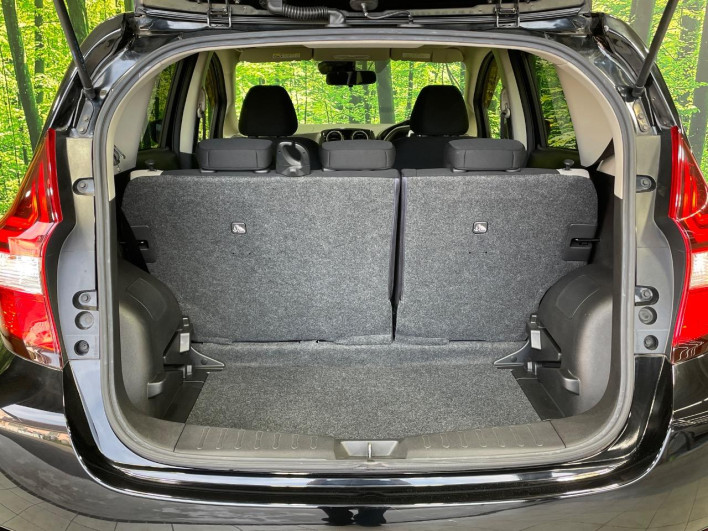2017 Nissan Note DBA-E12 (UW-69faaf4ad1c4a)[17]
