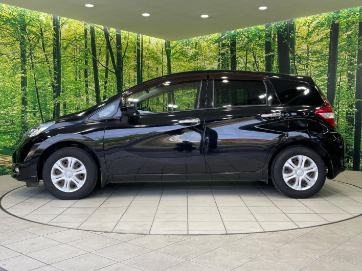 2017 Nissan Note DBA-E12 (UW-69faaf4ad1c4a)[11]
