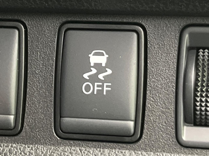 2019 Nissan Note DBA-E12 (UW-69faaf4b18846)[20]