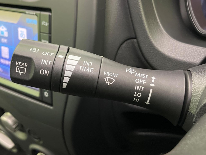 2019 Nissan Note DBA-E12 (UW-69faaf4b18846)[25]
