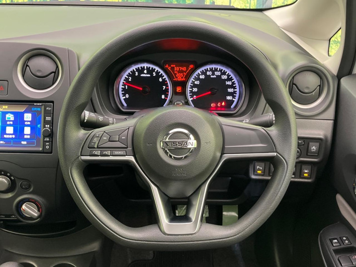 2019 Nissan Note DBA-E12 (UW-69faaf4b18846)[14]