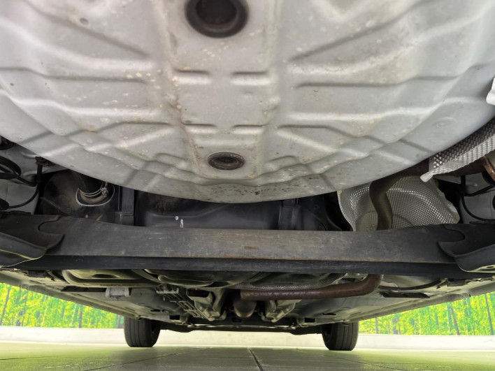 2019 Nissan Note DBA-E12 (UW-69faaf4b18846)[6]