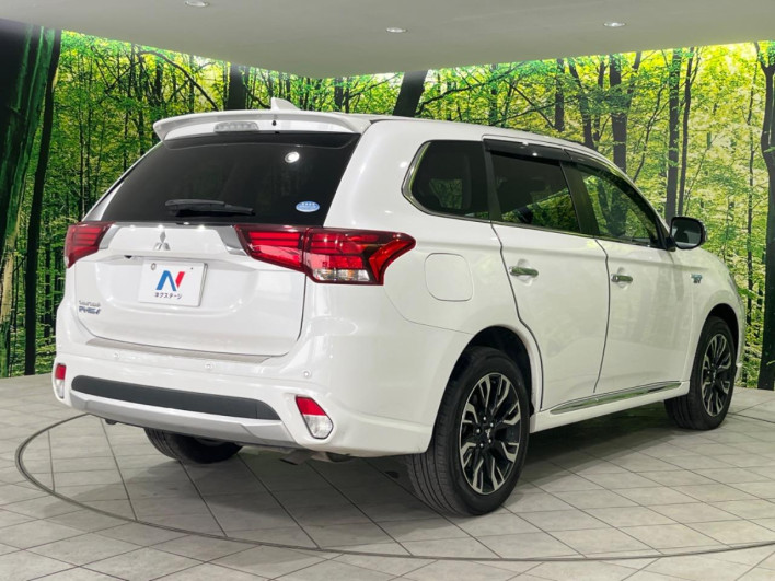 2015 Mitsubishi OUTLANDER PHEV DLA-GG2W (UW-69faaf53cadaa)[6]