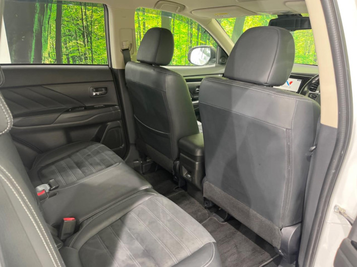 2015 Mitsubishi OUTLANDER PHEV DLA-GG2W (UW-69faaf53cadaa)[11]