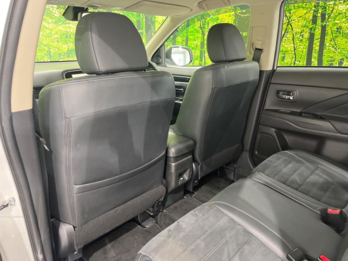 2015 Mitsubishi OUTLANDER PHEV DLA-GG2W (UW-69faaf53cadaa)[15]