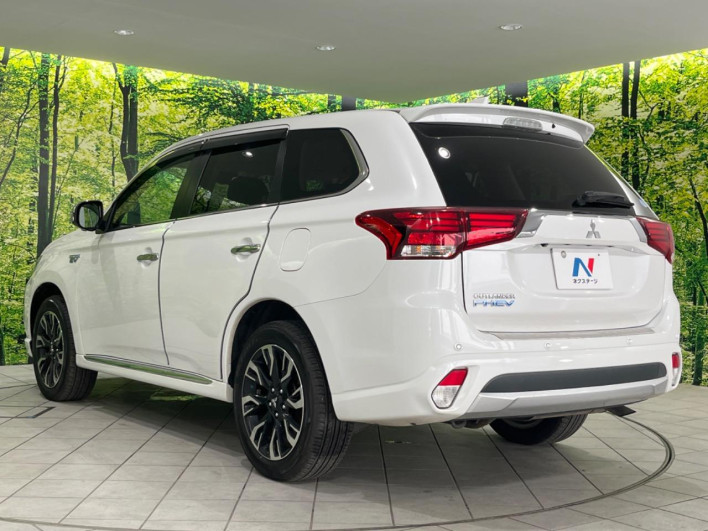 2015 Mitsubishi OUTLANDER PHEV DLA-GG2W (UW-69faaf53cadaa)[4]