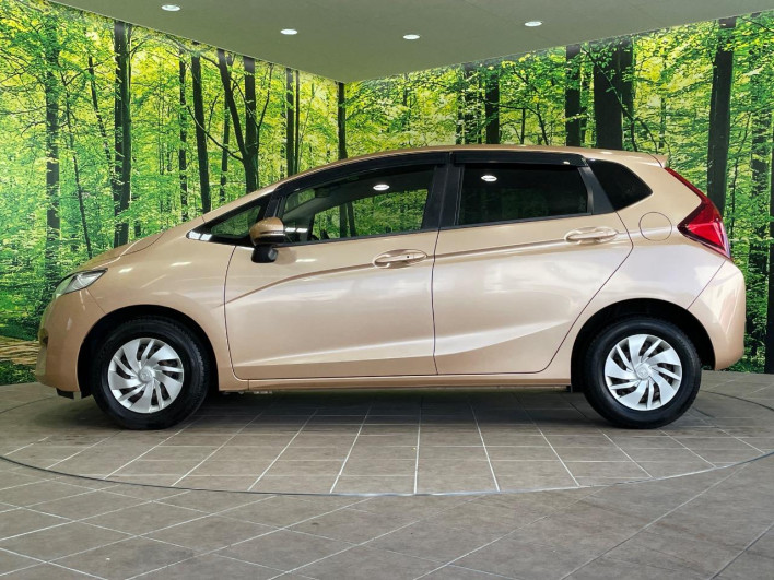 2013 Honda Fit DBA-GK3 (UW-69faaf55301c0)[19]