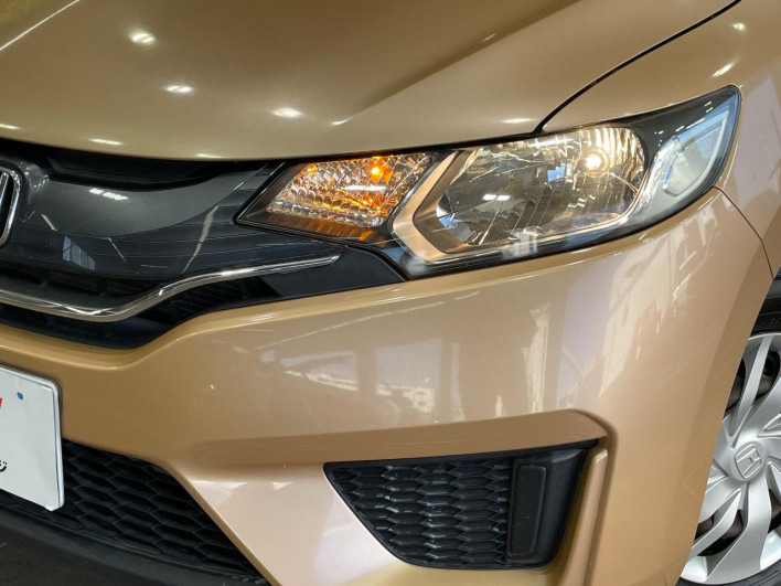 2013 Honda Fit DBA-GK3 (UW-69faaf55301c0)[9]