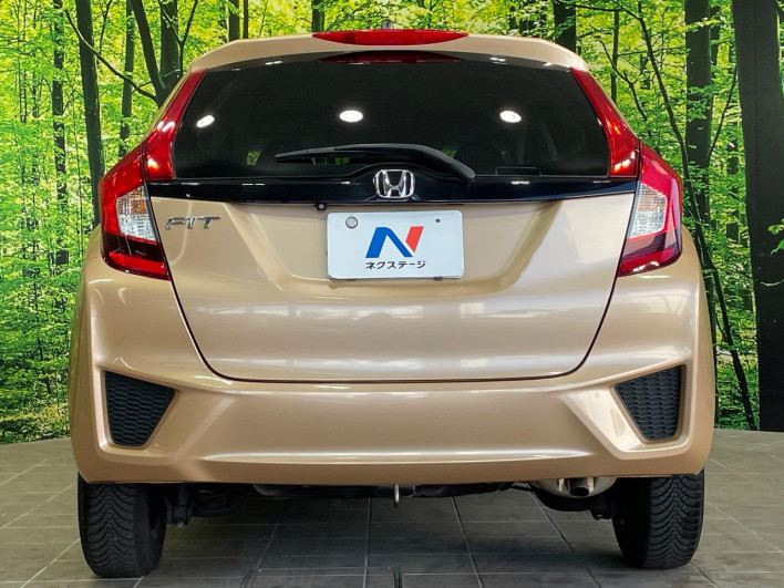 2013 Honda Fit DBA-GK3 (UW-69faaf55301c0)[17]