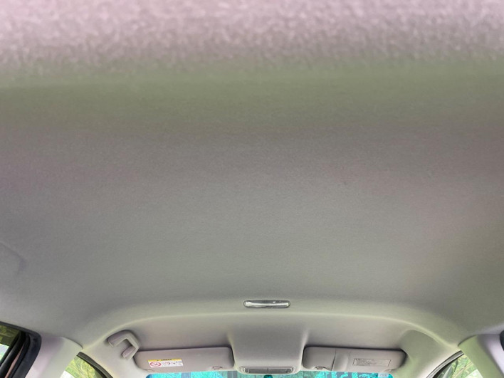2013 Honda Fit DBA-GK3 (UW-69faaf55301c0)[24]