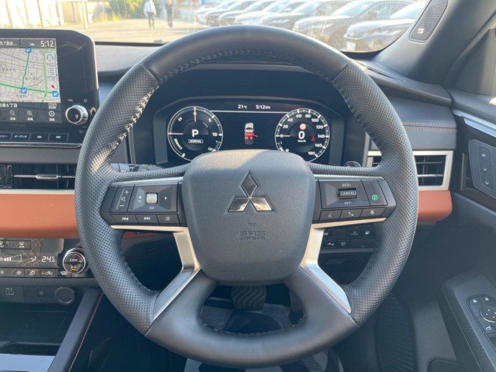 2023 Mitsubishi OUTLANDER PHEV 5LA-GN0W (UW-69faaf55d6a2a)[17]