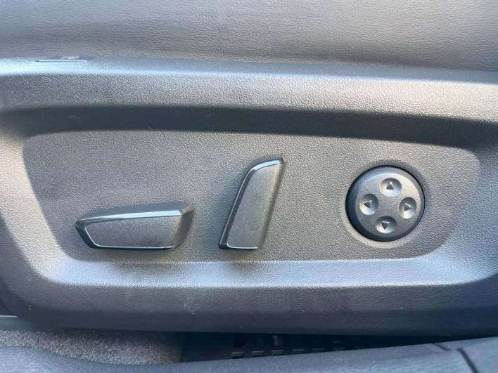 2023 Mitsubishi OUTLANDER PHEV 5LA-GN0W (UW-69faaf55d6a2a)[8]