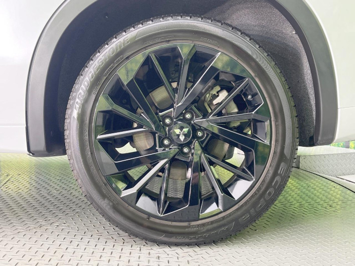 2024 Mitsubishi OUTLANDER PHEV 5LA-GN0W (UW-69faaf5616b81)[14]