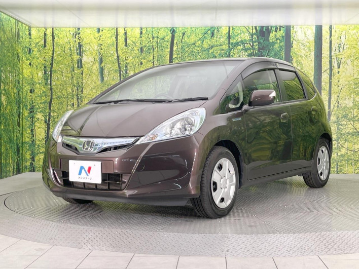 2013 Honda Fit Hybrid DAA-GP1 (UW-69faaf56240b5)[13]