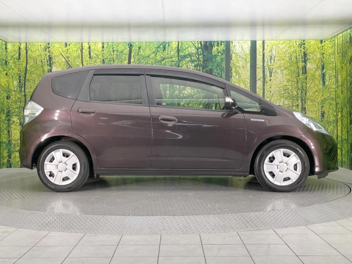 2013 Honda Fit Hybrid DAA-GP1 (UW-69faaf56240b5)[16]