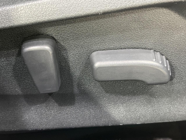 2017 Subaru XV DBA-GT7 (UW-69faaf5d8adf1)[10]